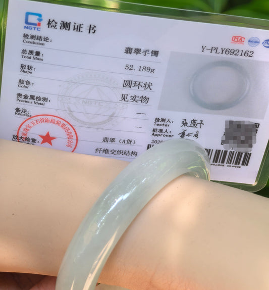 What Is Grade-A Jadeite? Type A Jadeite Explained for First-Time Buyers