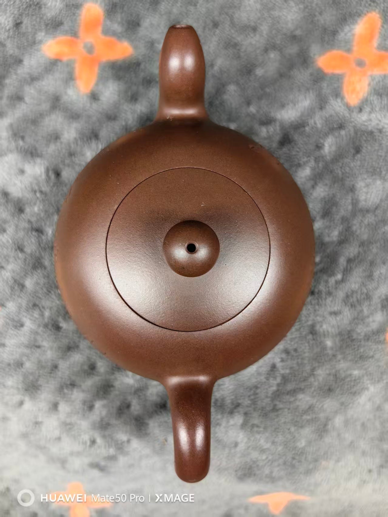 Yixing Zisha “Yi Li Zhu” Teapot 200ml – Handmade Purple Clay Teapot with Goldfish & Auspicious Calligraphy