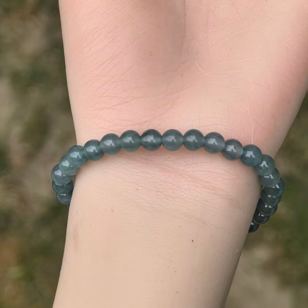 Natural Grade-A Guatemalan Gray-Blue Jadeite Bead Bracelet