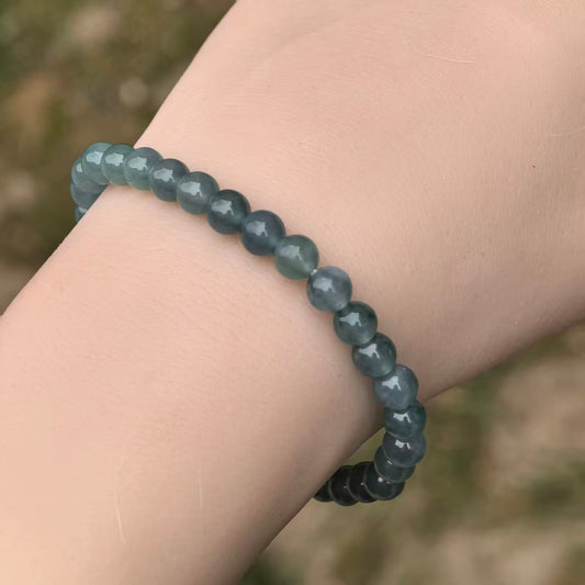 Natural Grade-A Guatemalan Gray-Blue Jadeite Bead Bracelet