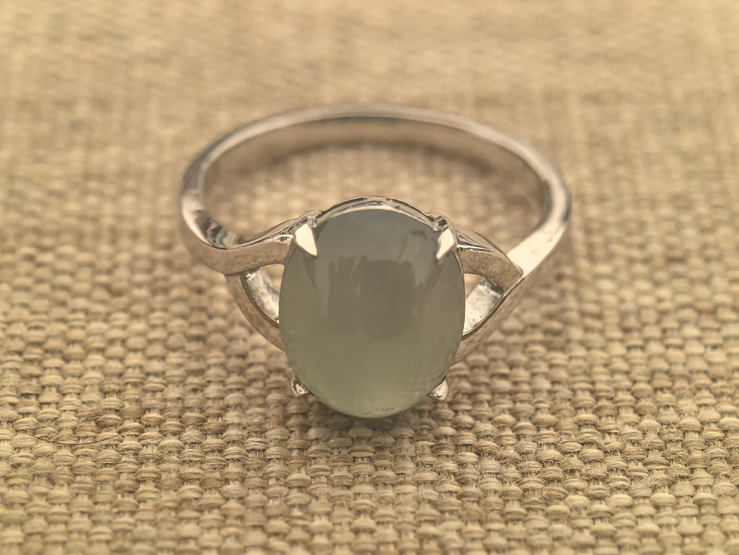 Natural Grade-A Jadeite “Grape Green” Cabochon Ring – Icy Glutinous Jade with Platinum Pt950 Setting · Burmese Jade