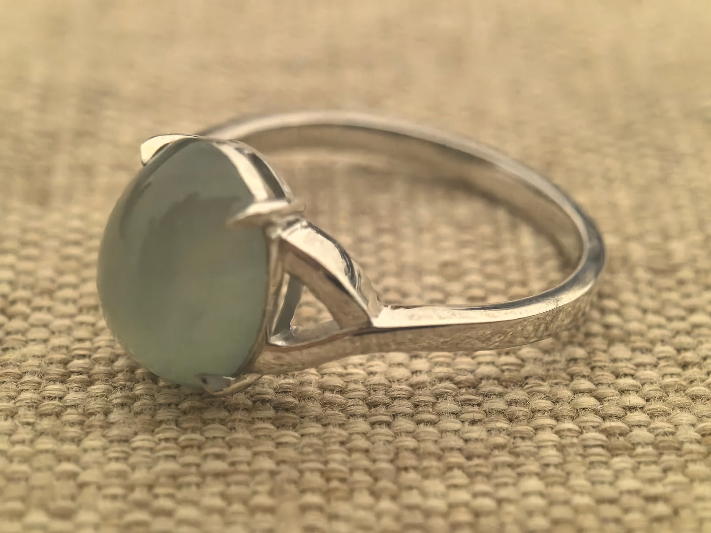 Natural Grade-A Jadeite “Grape Green” Cabochon Ring – Icy Glutinous Jade with Platinum Pt950 Setting · Burmese Jade