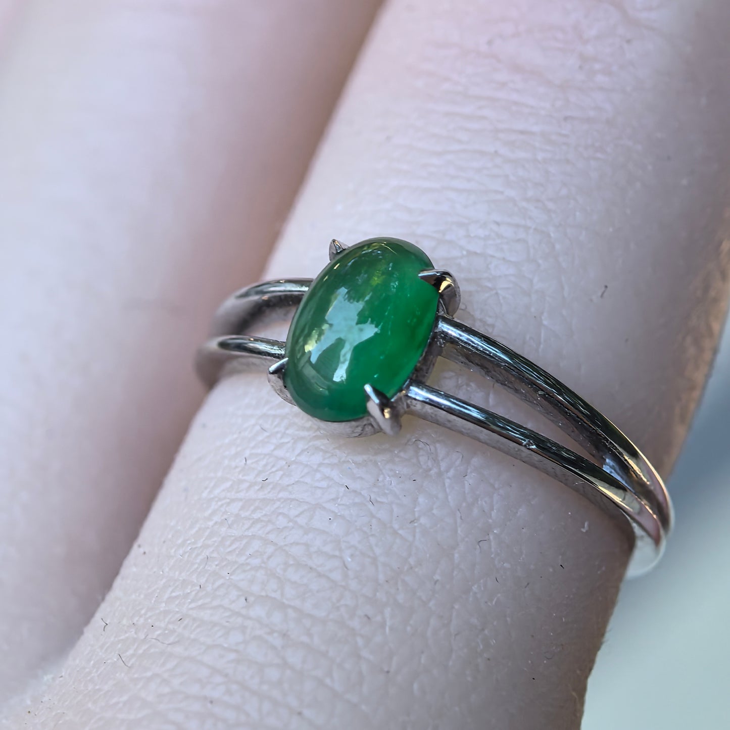 Natural Grade-A Jadeite Icy Green Solitaire Ring – Burmese Jade Pt950 Platinum Setting