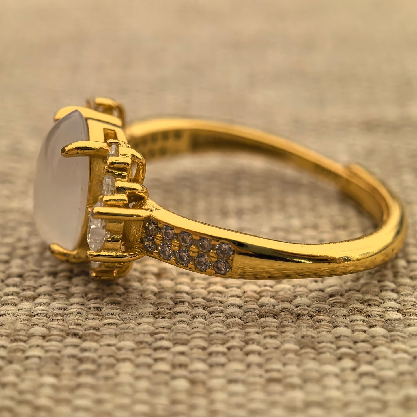 Natural Grade-A Silver-Set Icy White Jadeite Ring · Burmese Jadeite