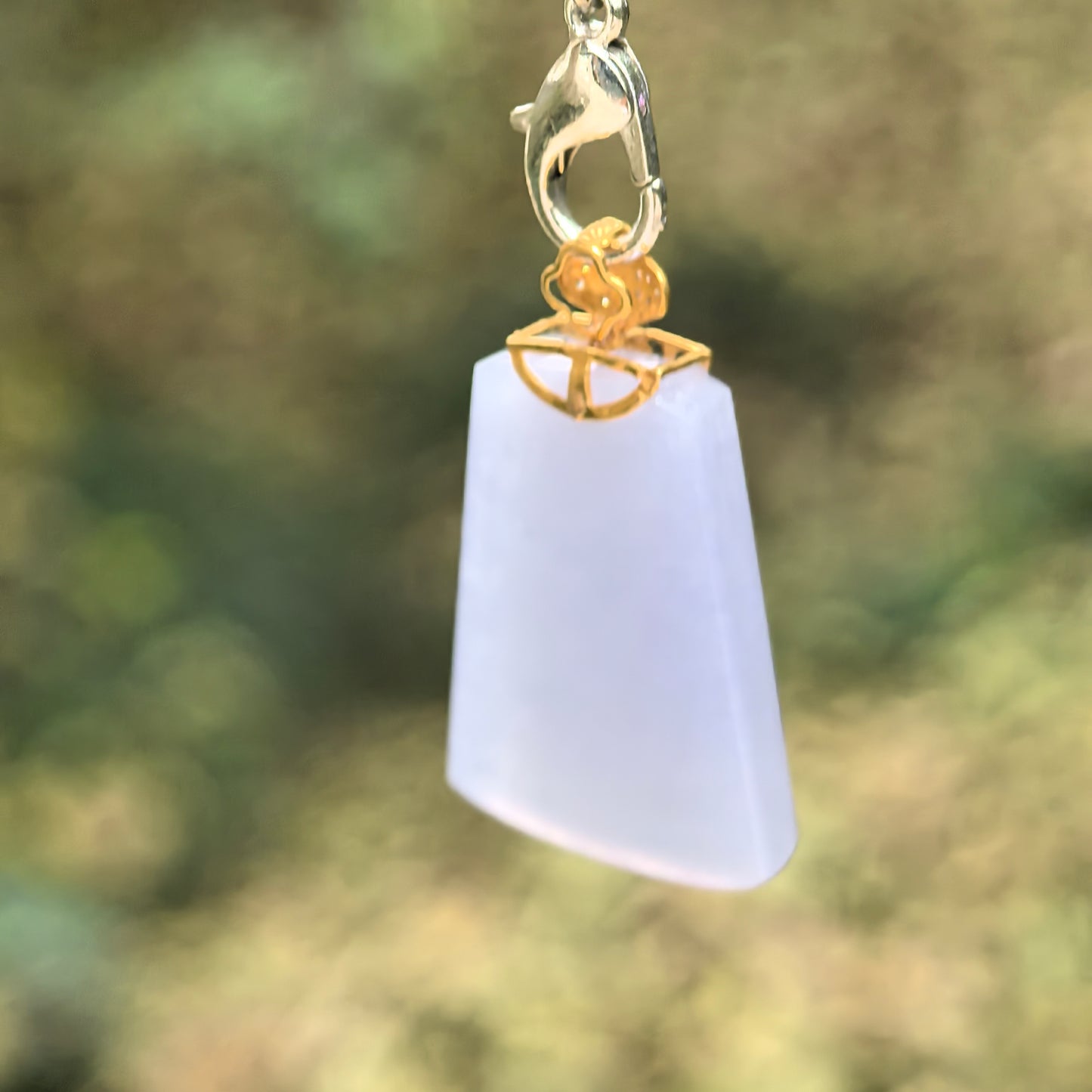 Natural Grade-A Icy Lavender Jadeite Plain Plaque Pendant in 18K Gold · Burmese Jadeite