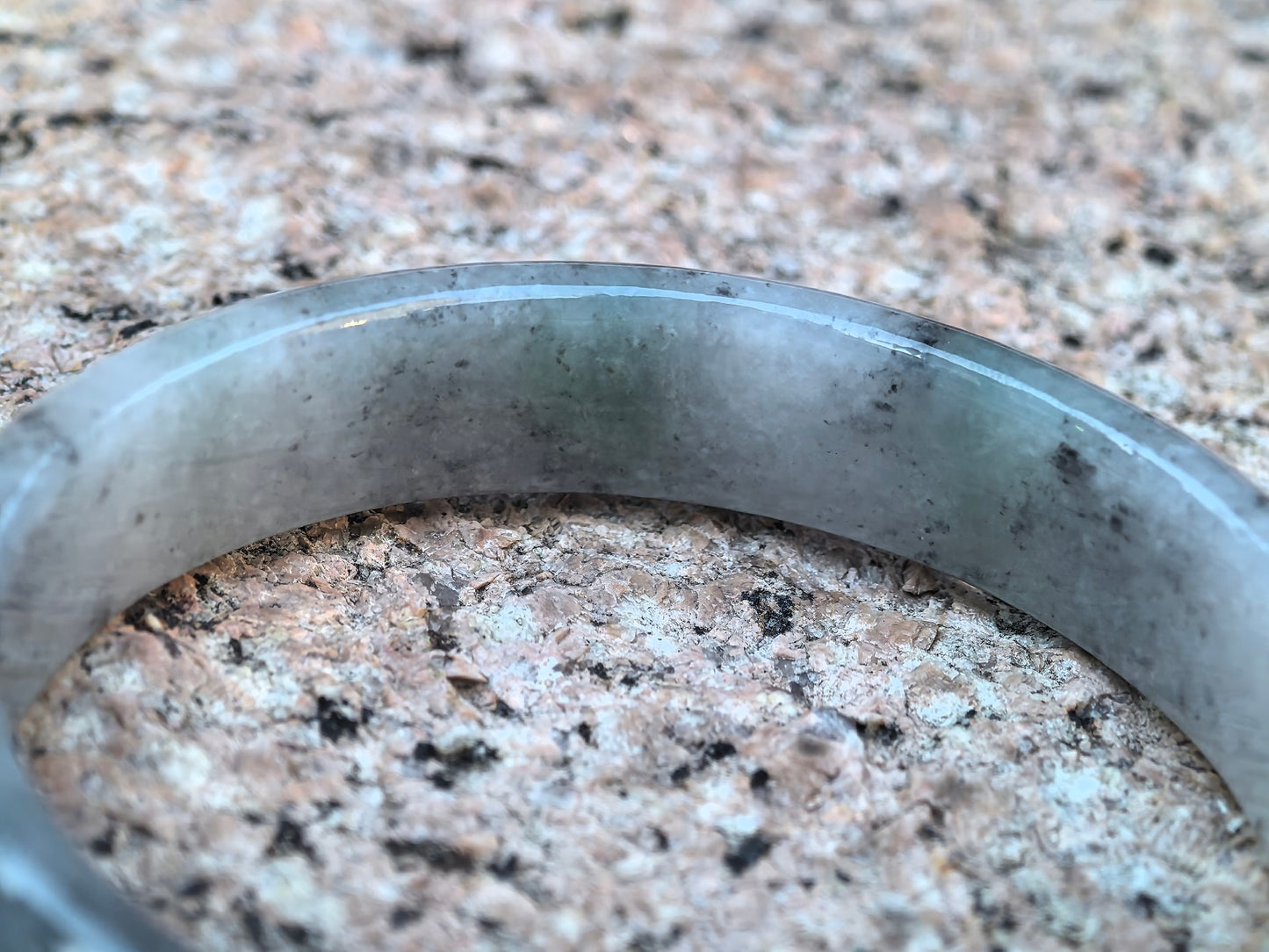 Natural Grade-A Glutinous Black-and-Ice D-Shape Jadeite Bangle · Burmese Jade 54.6mm
