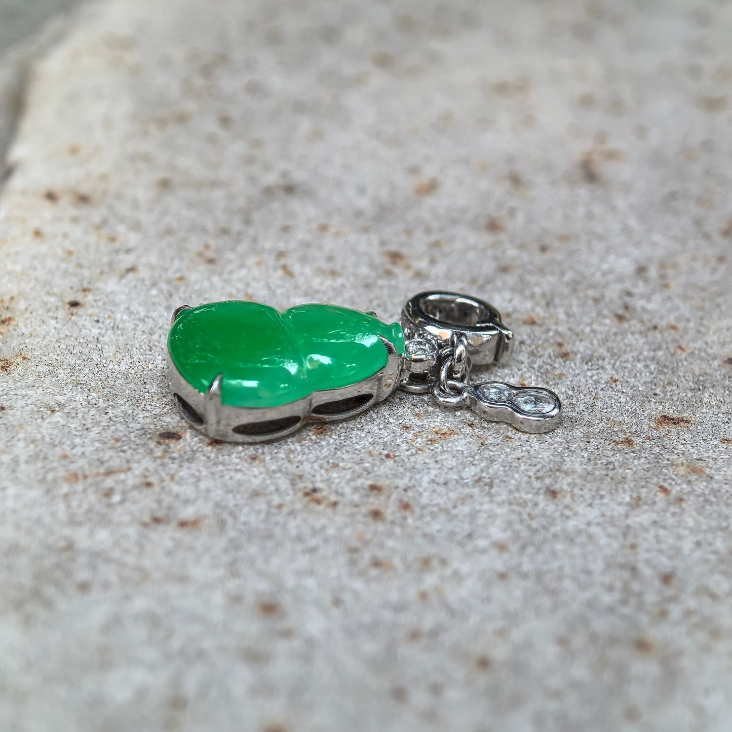 Natural Grade-A Jadeite Glutinous Icy Bright Green Gourd Pendant · Burmese Jade