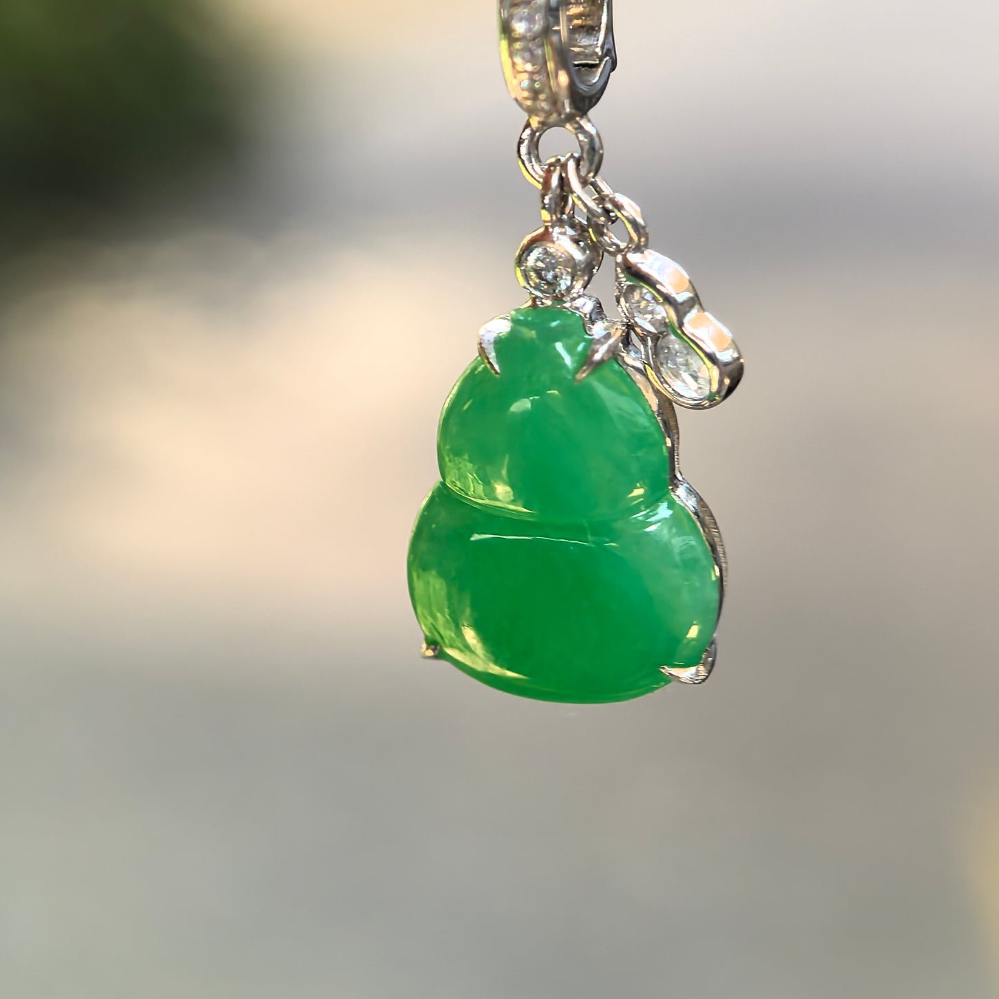 Natural Grade-A Jadeite Glutinous Icy Bright Green Gourd Pendant · Burmese Jade