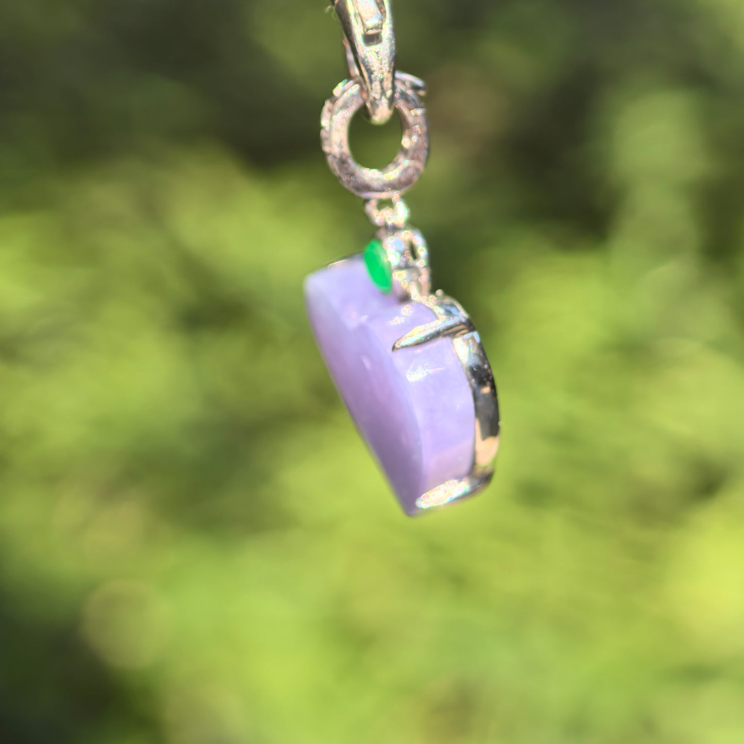 Natural Grade-A Jadeite Icy Lavender Heart Pendant in 18K Gold · Burmese Jade