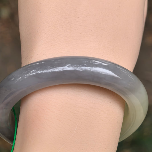 Natural Nephrite Smoky Purple & Celadon Green Two-tone D-shape Bangle · Hetian Jade 54mm