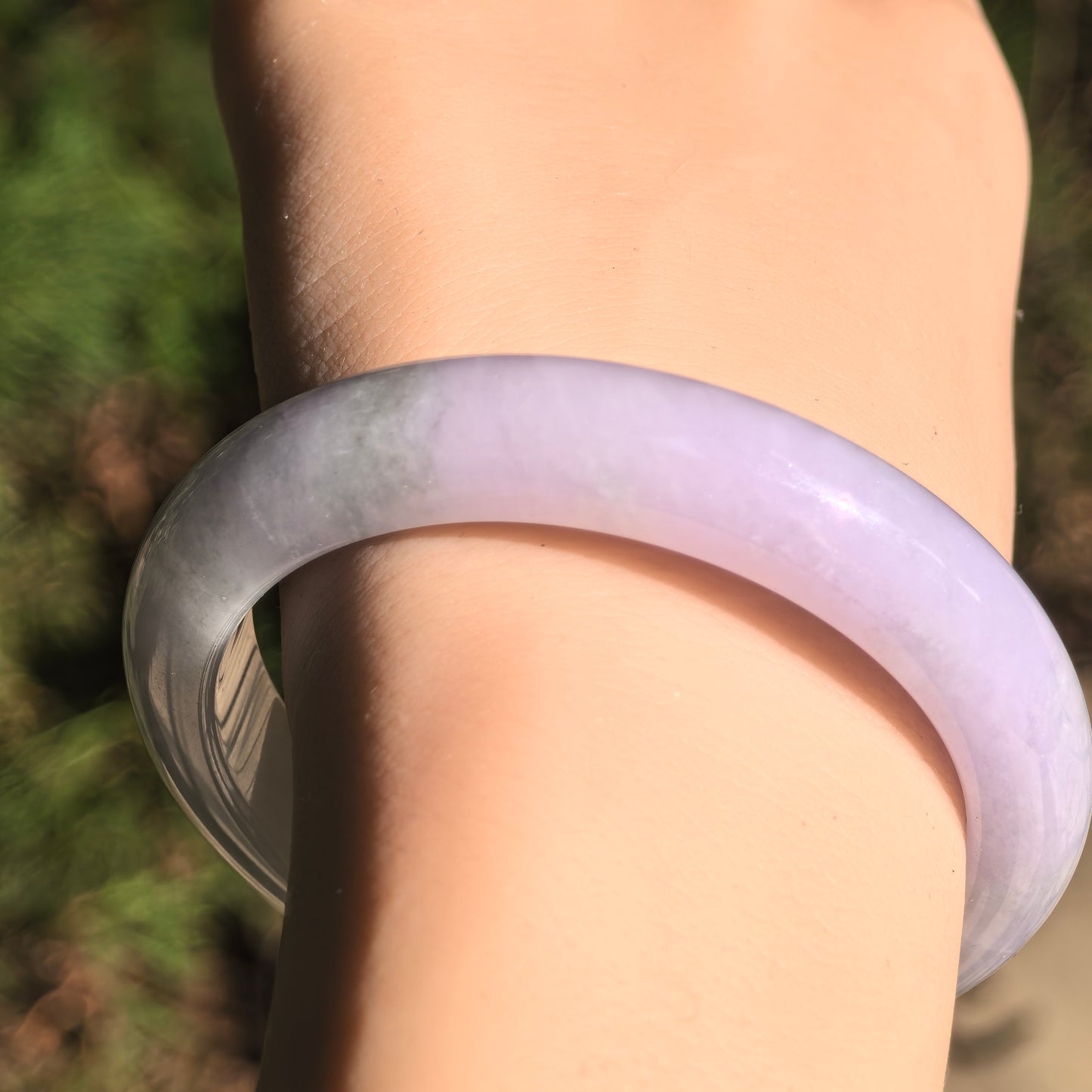 Natural Grade-A Jadeite Lavender & Green D-Shape Bangle · Burmese Jade 54.5mm