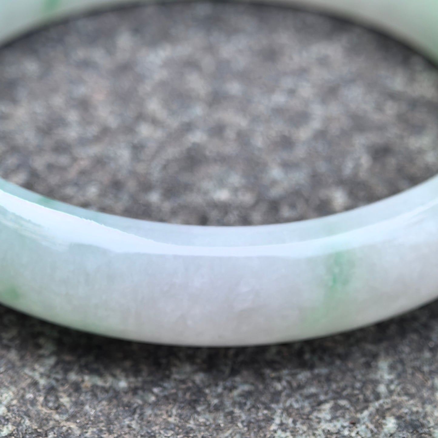 Natural Grade-A Jadeite Floating Green Oval Bangle · Burmese Jade 51mm