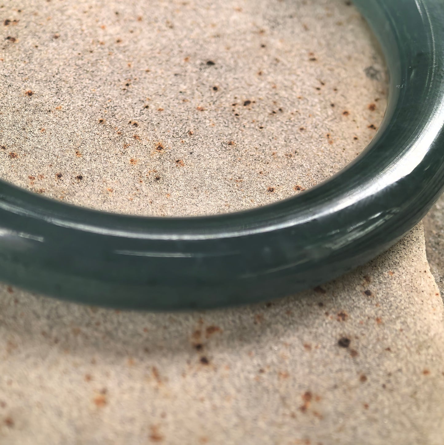 Natural Grade-A Guatemalan Teal Blue Jadeite Round Bangle 51mm