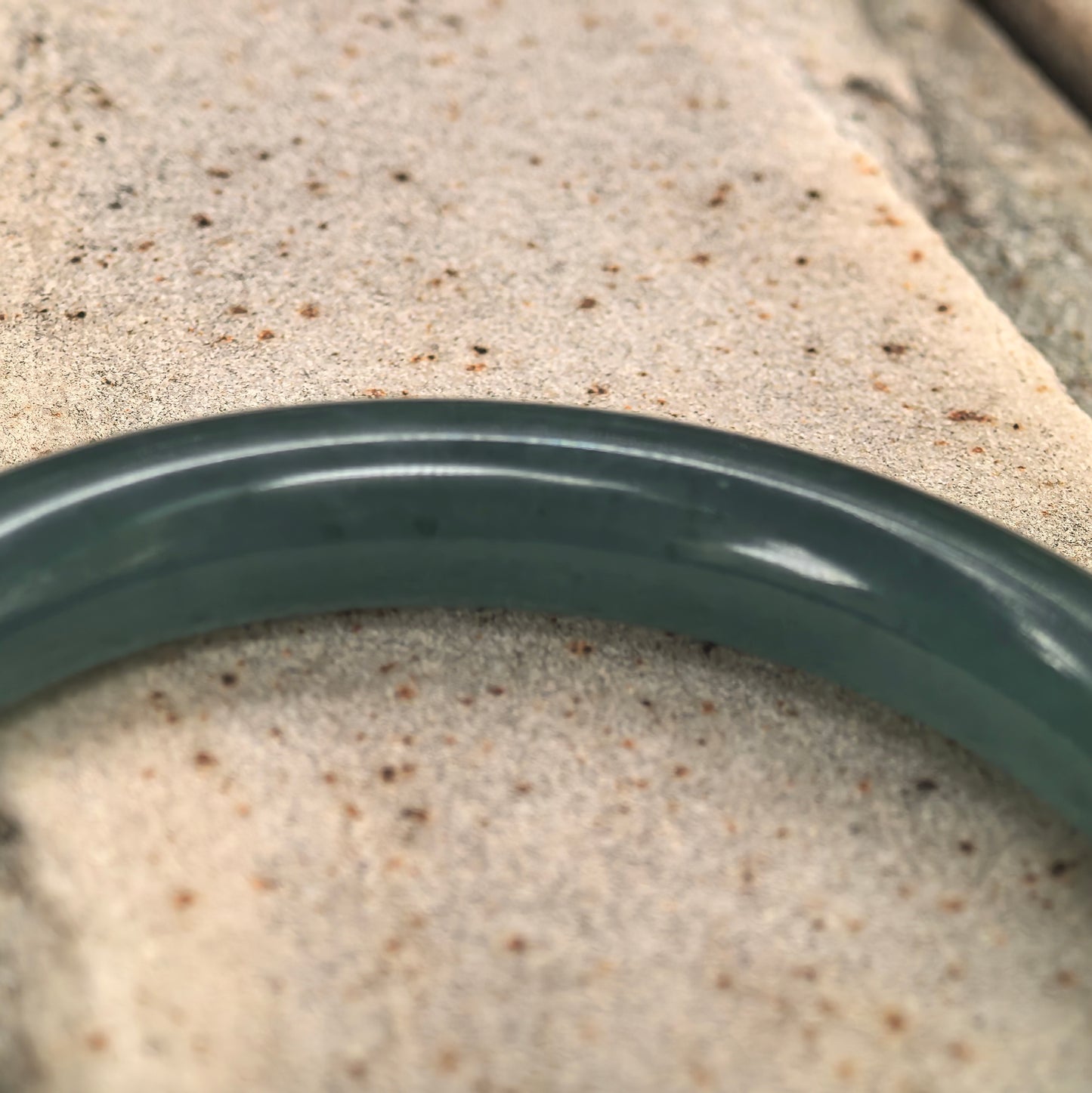 Natural Grade-A Guatemalan Teal Blue Jadeite Round Bangle 51mm