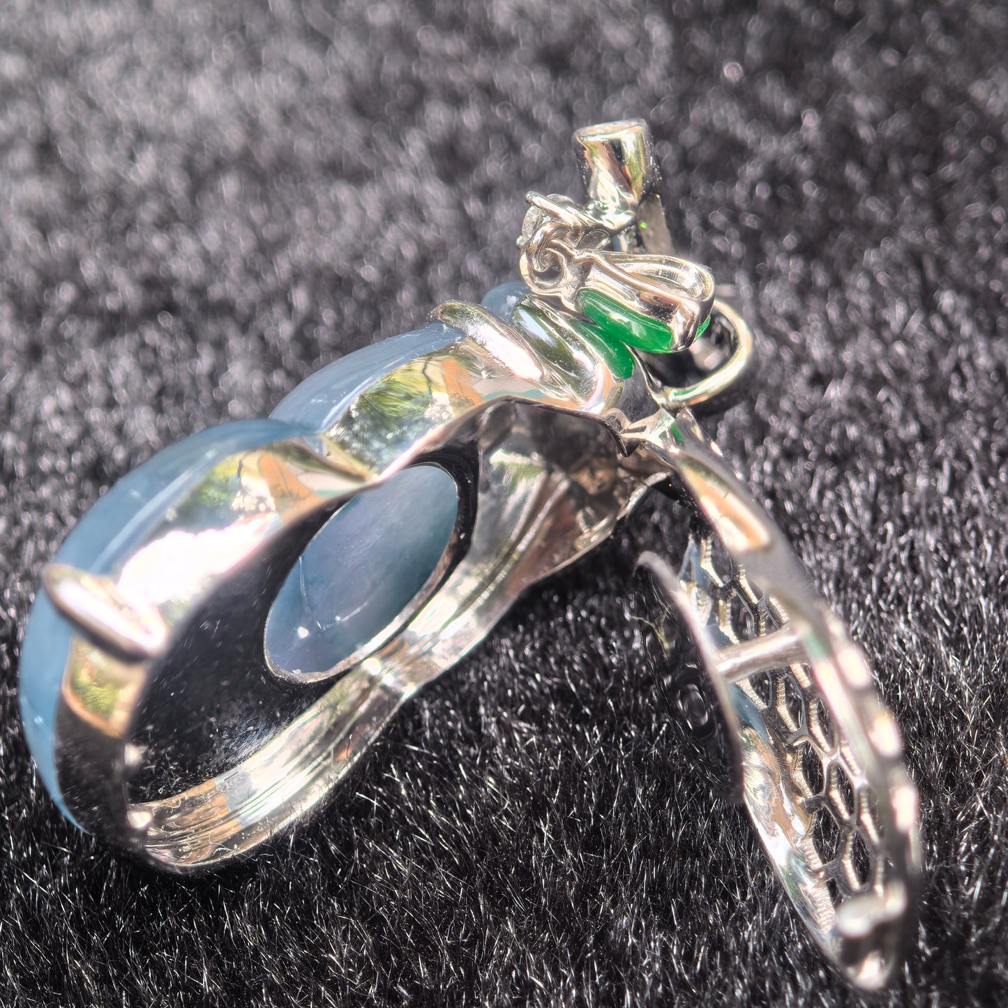 Natural Grade-A 18K Gold-Set Glutinous Icy Blue Lavender Monet Gourd Pendant · Burmese Jade