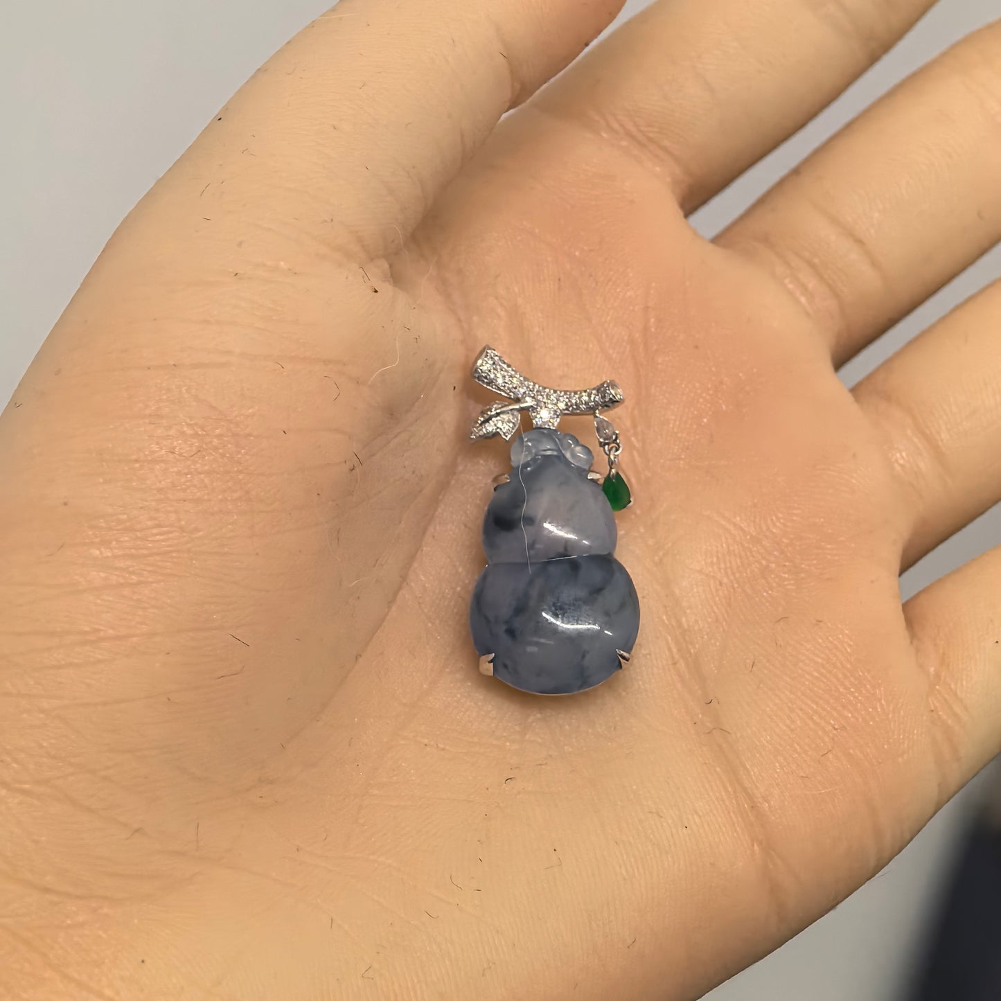Natural Grade-A 18K Gold-Set Glutinous Icy Blue Lavender Monet Gourd Pendant · Burmese Jade
