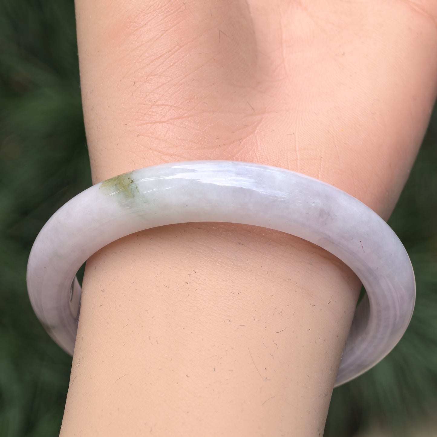 Natural Grade-A Glutinous Light Lavender Jadeite D-shape Bangle · Burmese Jade 54mm