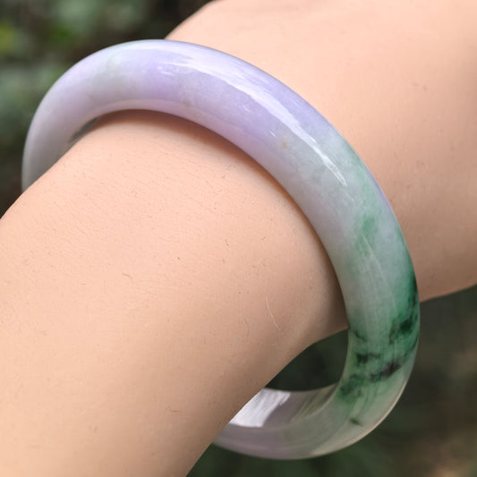 Natural Grade-A Glutinous Lavender Green D-Shape Jadeite Bangle · Burmese Jade 60mm