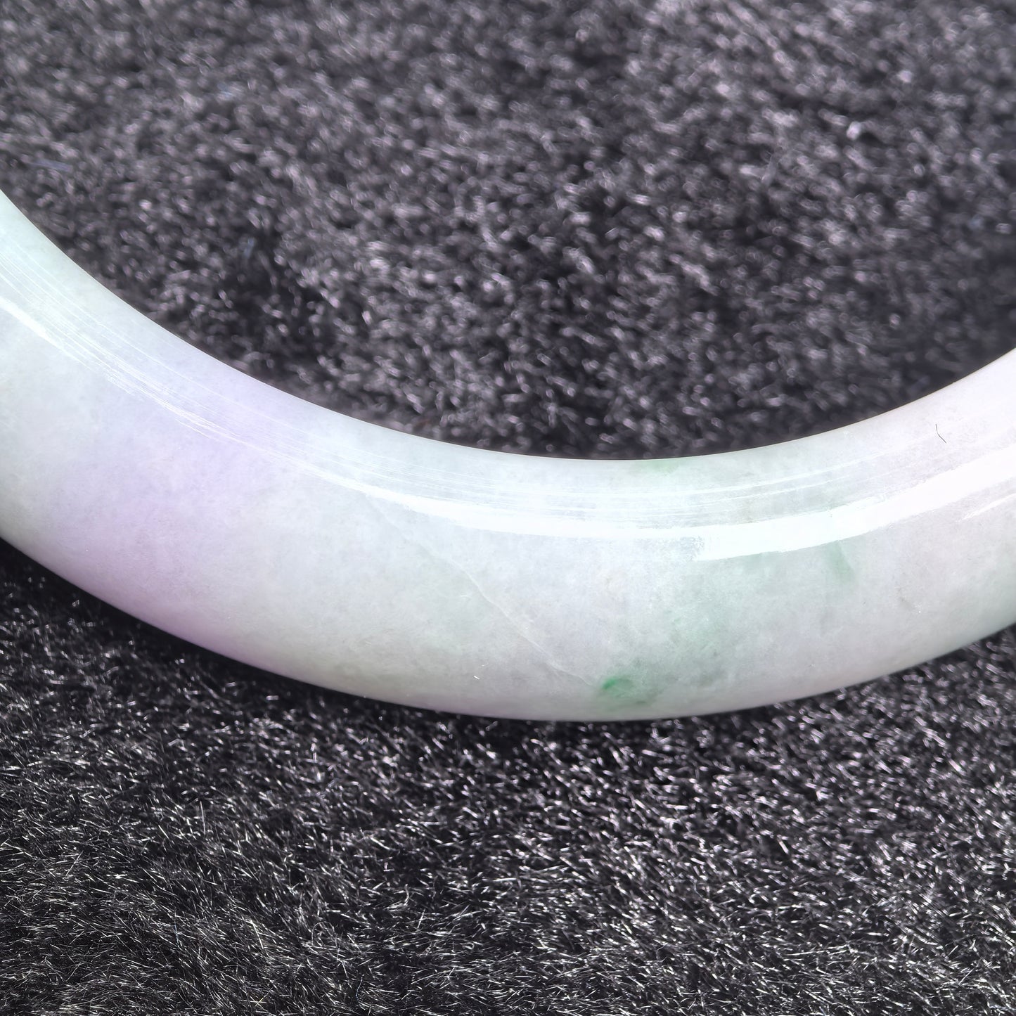 Natural Grade-A Glutinous Lavender Green D-Shape Jadeite Bangle · Burmese Jade 60mm
