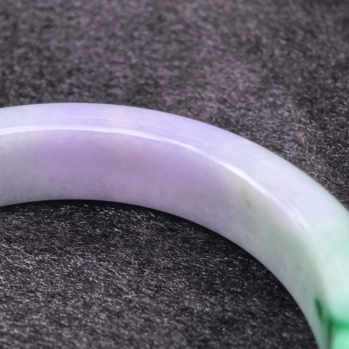 Natural Grade-A Glutinous Lavender Green D-Shape Jadeite Bangle · Burmese Jade 60mm