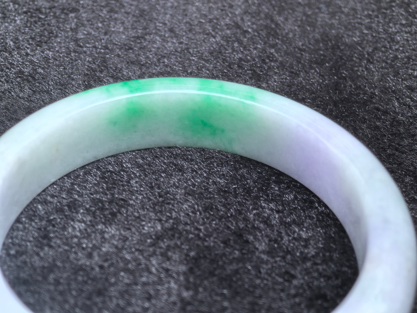 Natural Grade-A Glutinous Lavender Green D-Shape Jadeite Bangle · Burmese Jade 54mm