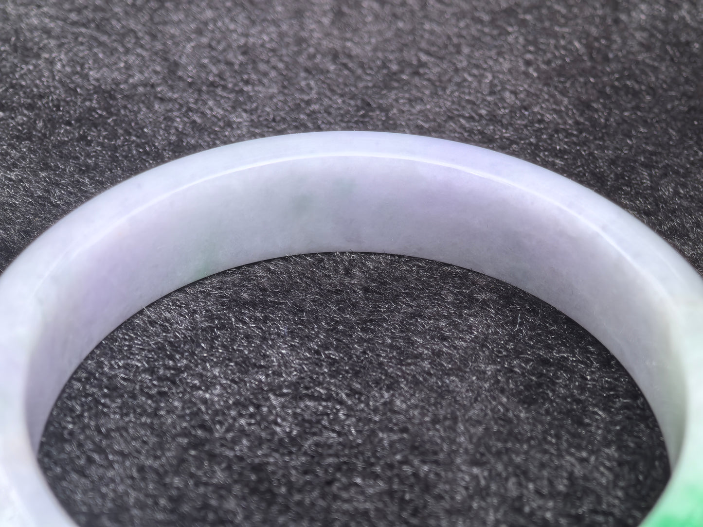 Natural Grade-A Glutinous Lavender Green D-Shape Jadeite Bangle · Burmese Jade 54mm