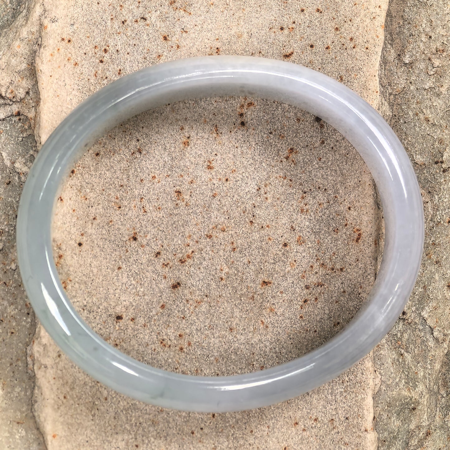 Natural Grade-A Glutinous Icy Light Green Oval Jadeite Bangle · Burmese Jade 51mm