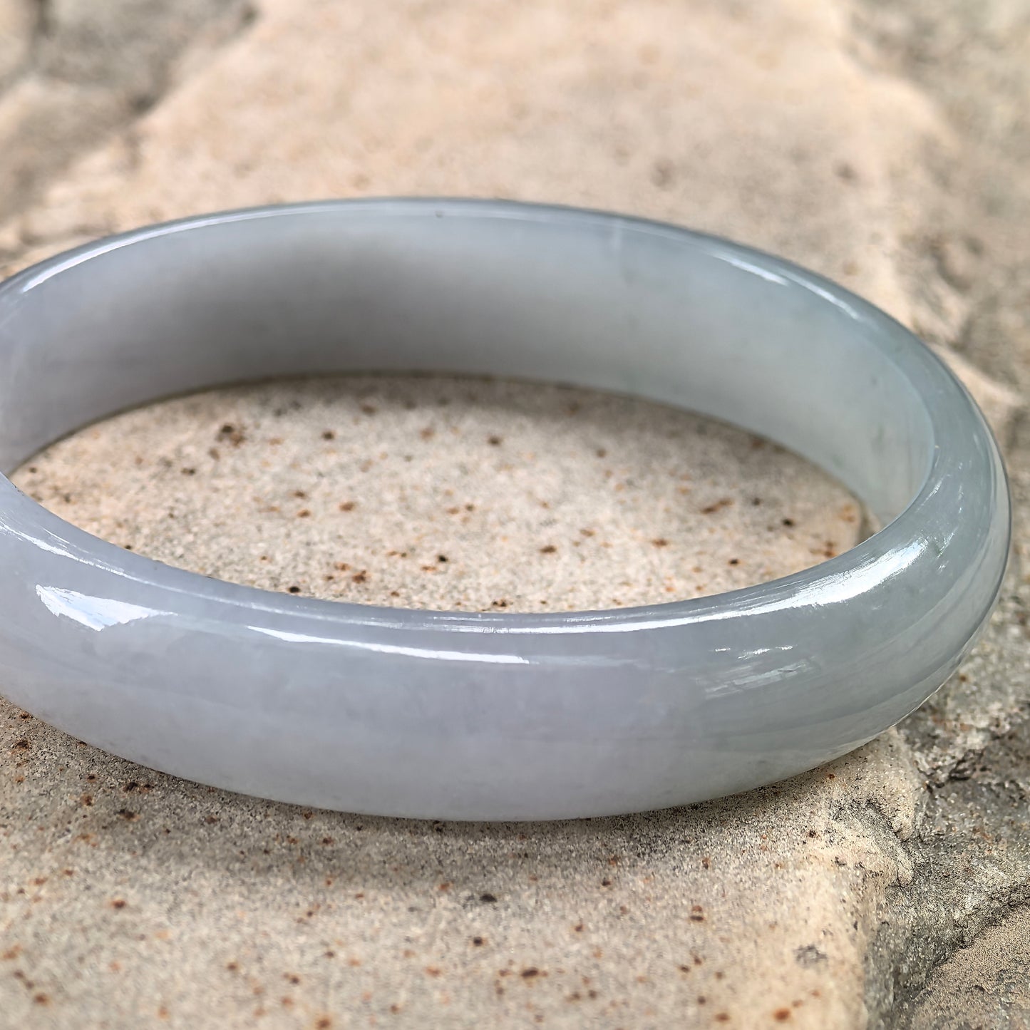 Natural Grade-A Glutinous Icy Light Green Oval Jadeite Bangle · Burmese Jade 51mm