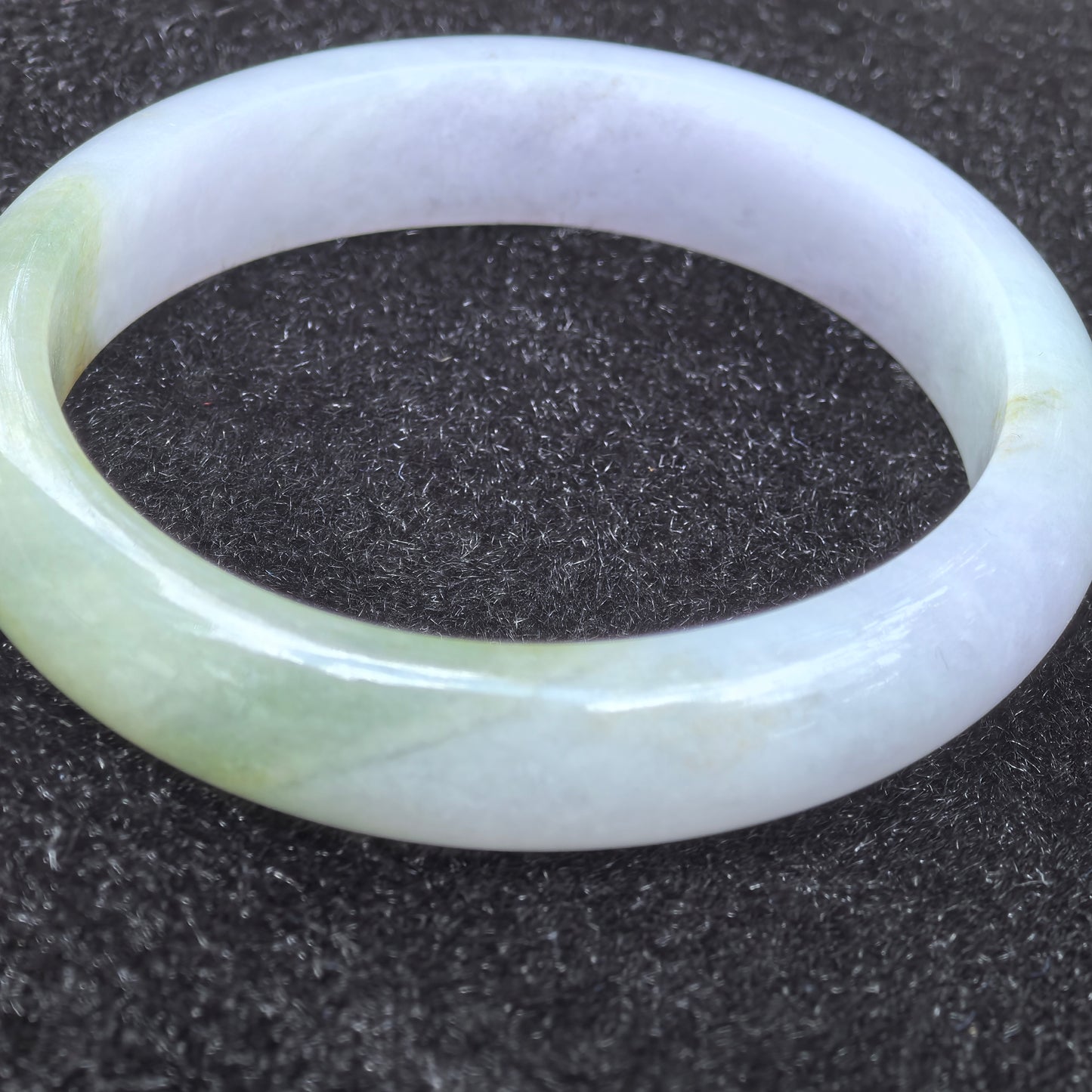 Natural Grade-A Glutinous Light Lavender & Olive Green Jadeite Oval Bangle · Burmese Jade 50mm
