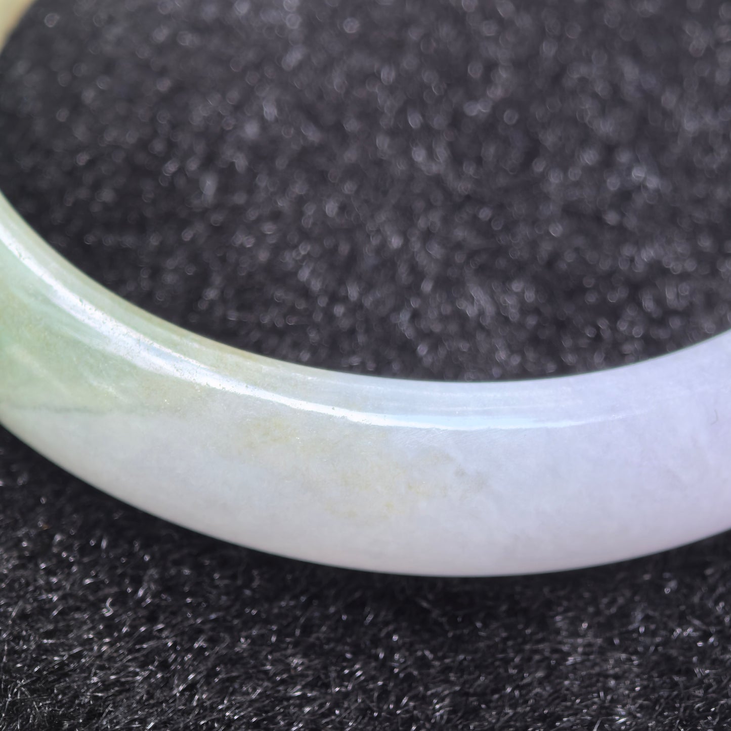 Natural Grade-A Glutinous Light Lavender & Olive Green Jadeite Oval Bangle · Burmese Jade 50mm