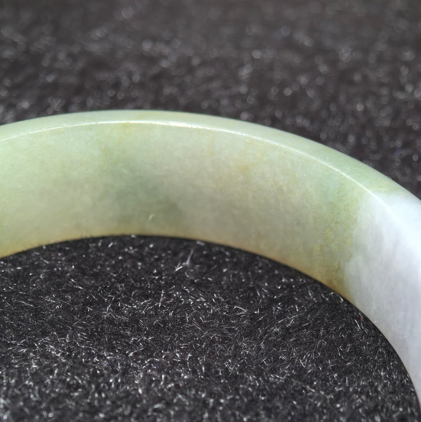 Natural Grade-A Glutinous Light Lavender & Olive Green Jadeite Oval Bangle · Burmese Jade 50mm