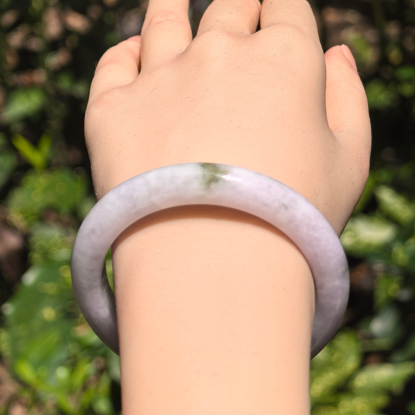 Natural Grade-A Glutinous Light Lavender Jadeite D-shape Bangle · Burmese Jade 54mm