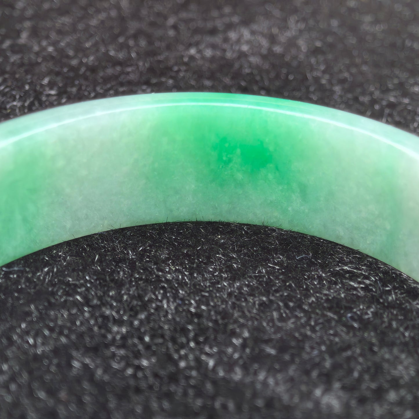 Natural Grade-A Jadeite Glutinous White-Base Green Oval Bangle · Burmese Jade 53mm