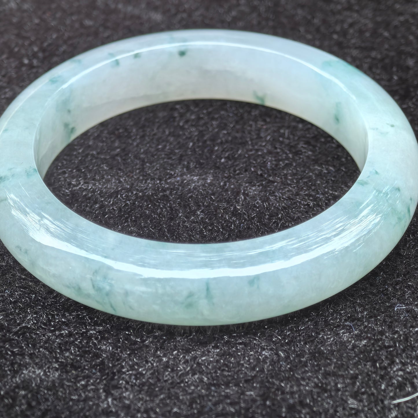 Natural Grade-A Glutinous Icy Light Green Jadeite Bangle with Blue Floating Flowers · Burmese Jade 55mm