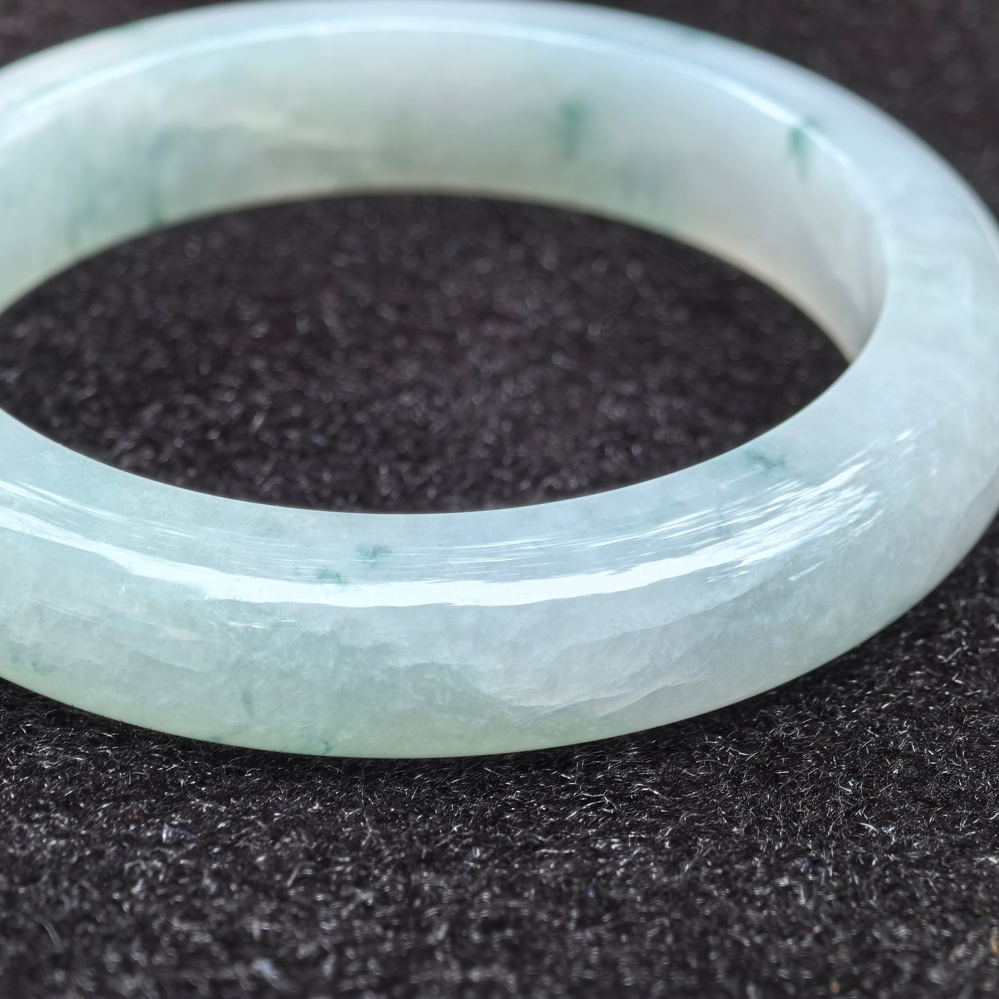 Natural Grade-A Glutinous Icy Light Green Jadeite Bangle with Blue Floating Flowers · Burmese Jade 55mm