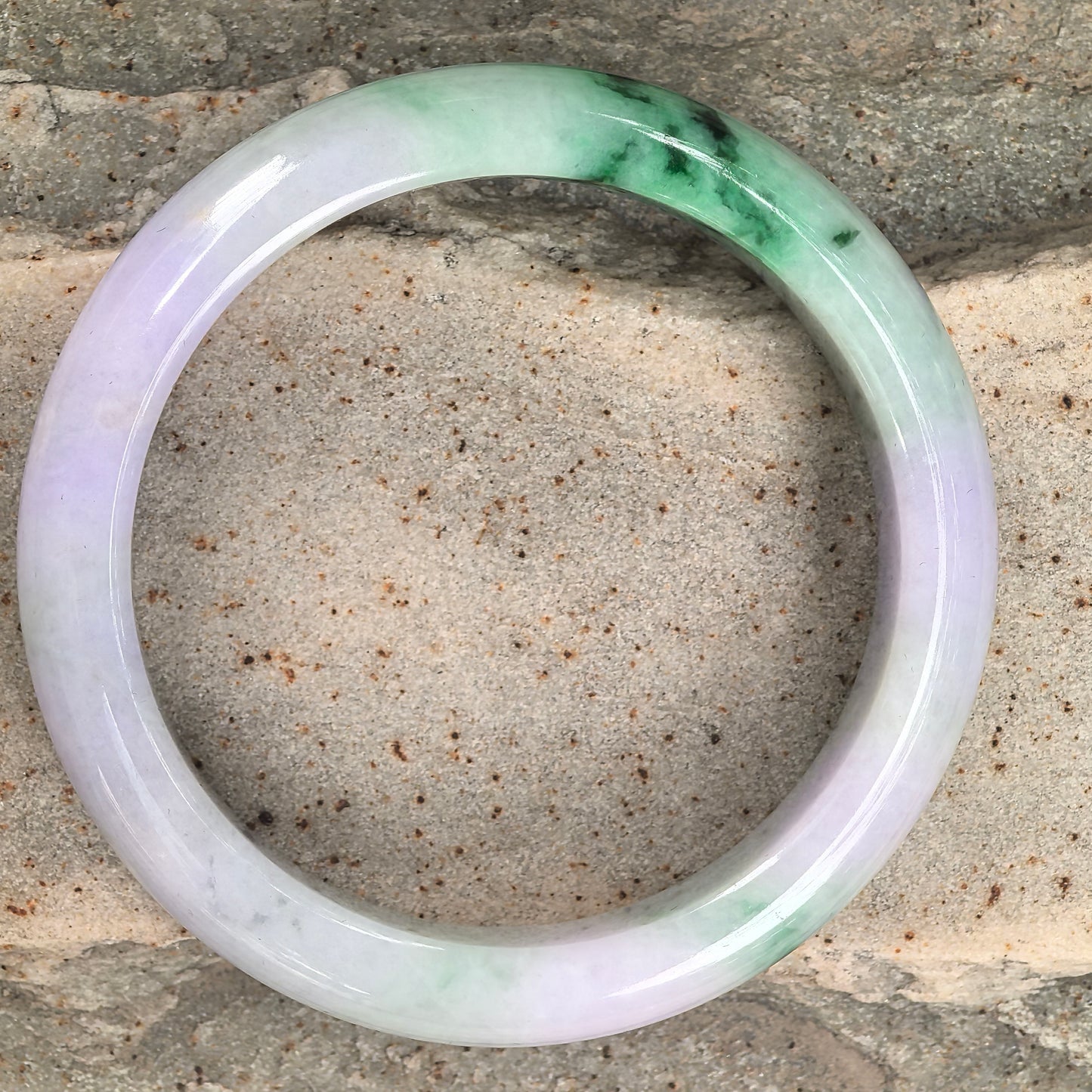Natural Grade-A Glutinous Lavender Green D-Shape Jadeite Bangle · Burmese Jade 60mm
