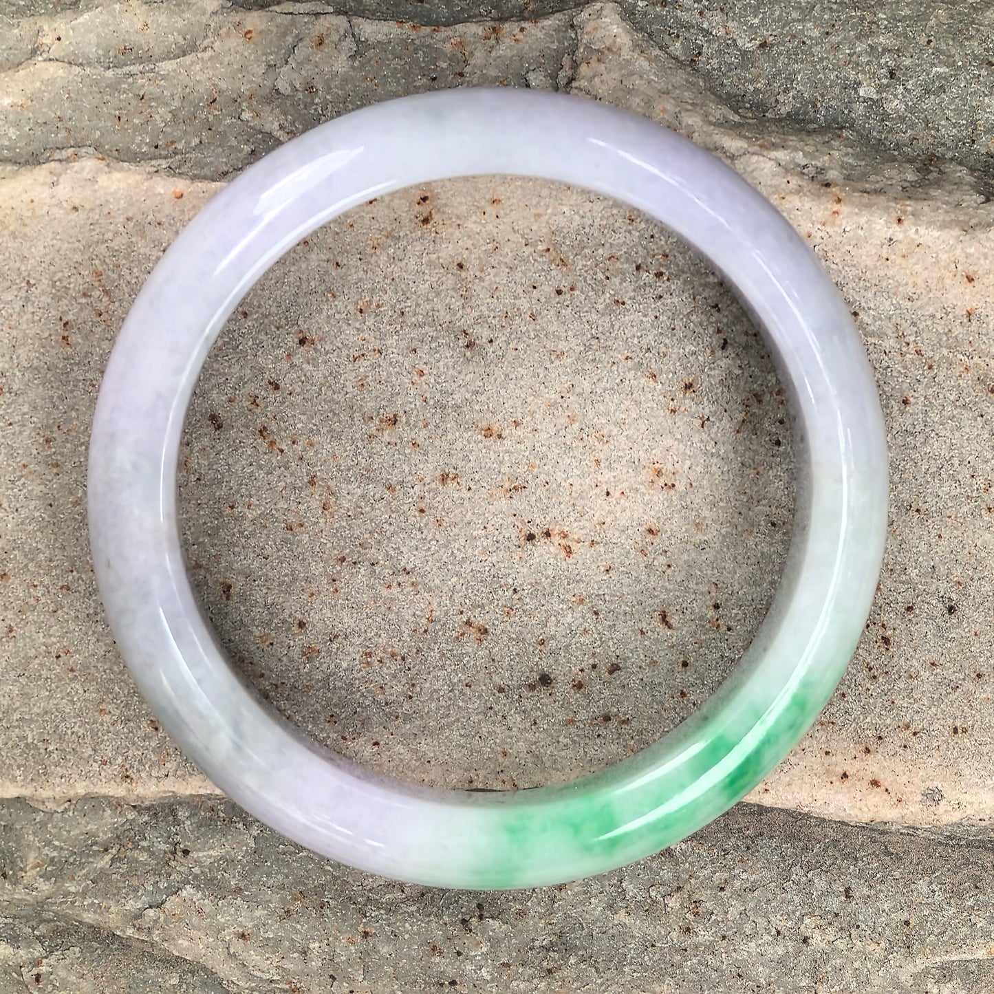 Natural Grade-A Glutinous Lavender Green D-Shape Jadeite Bangle · Burmese Jade 54mm