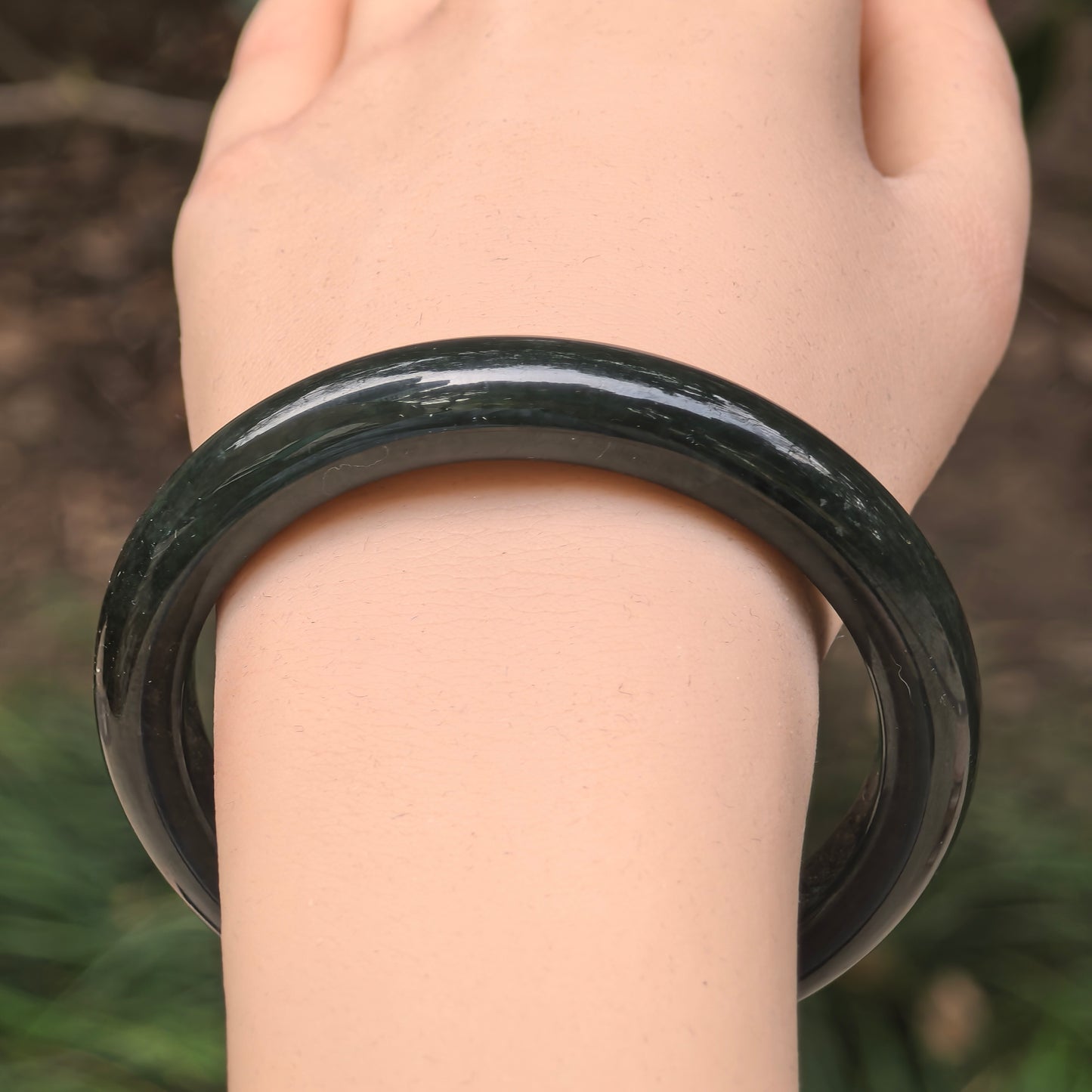 Natural Nephrite Deep Dark Green D-Shape Bangle · Hetian Jade