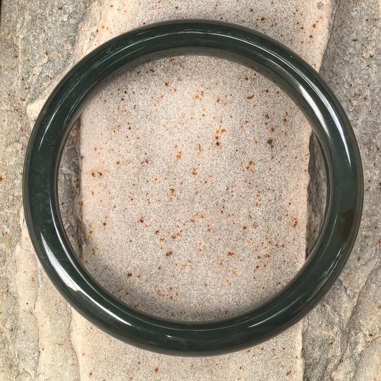Natural Nephrite Deep Dark Green D-Shape Bangle · Hetian Jade
