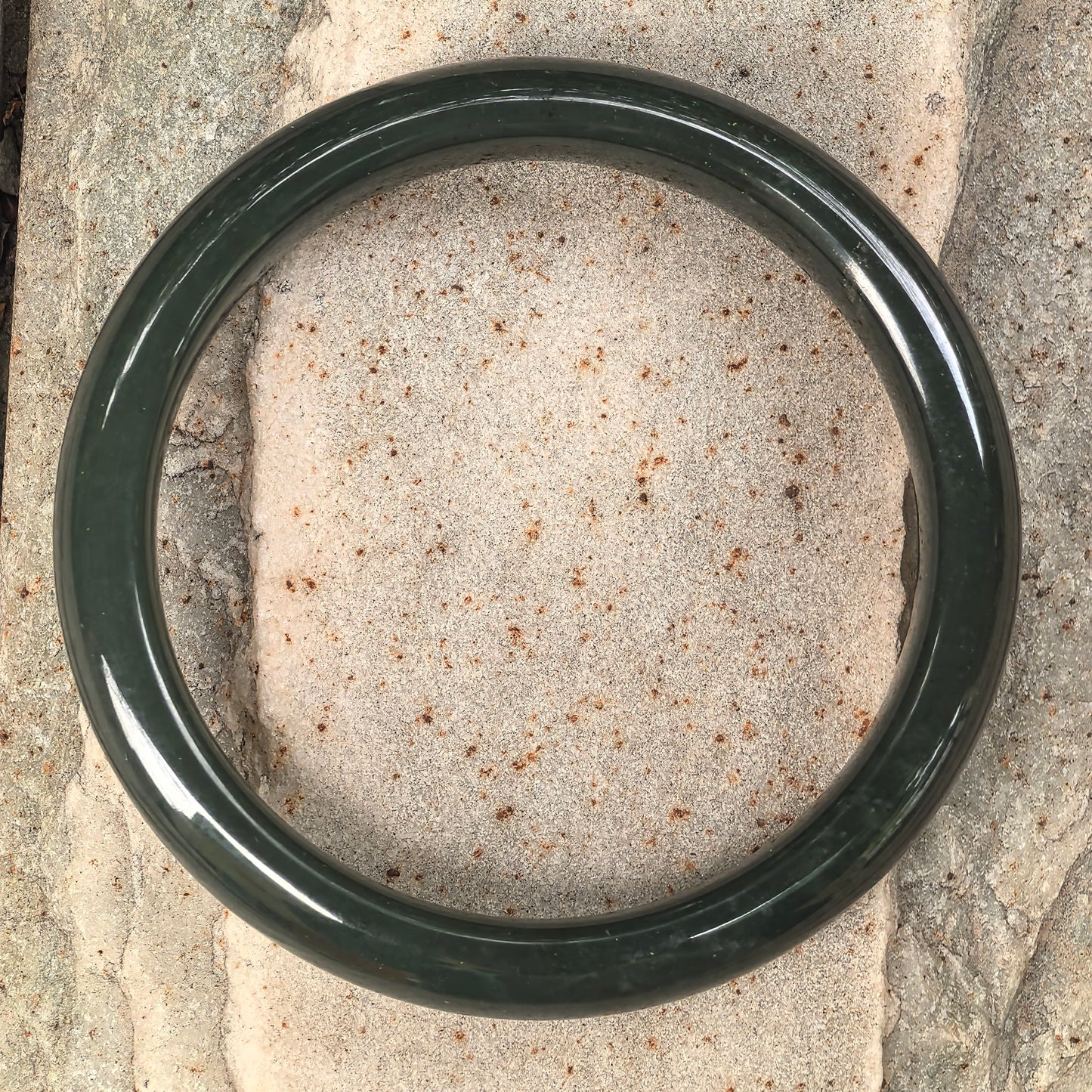Natural Nephrite Deep Dark Green D-Shape Bangle · Hetian Jade