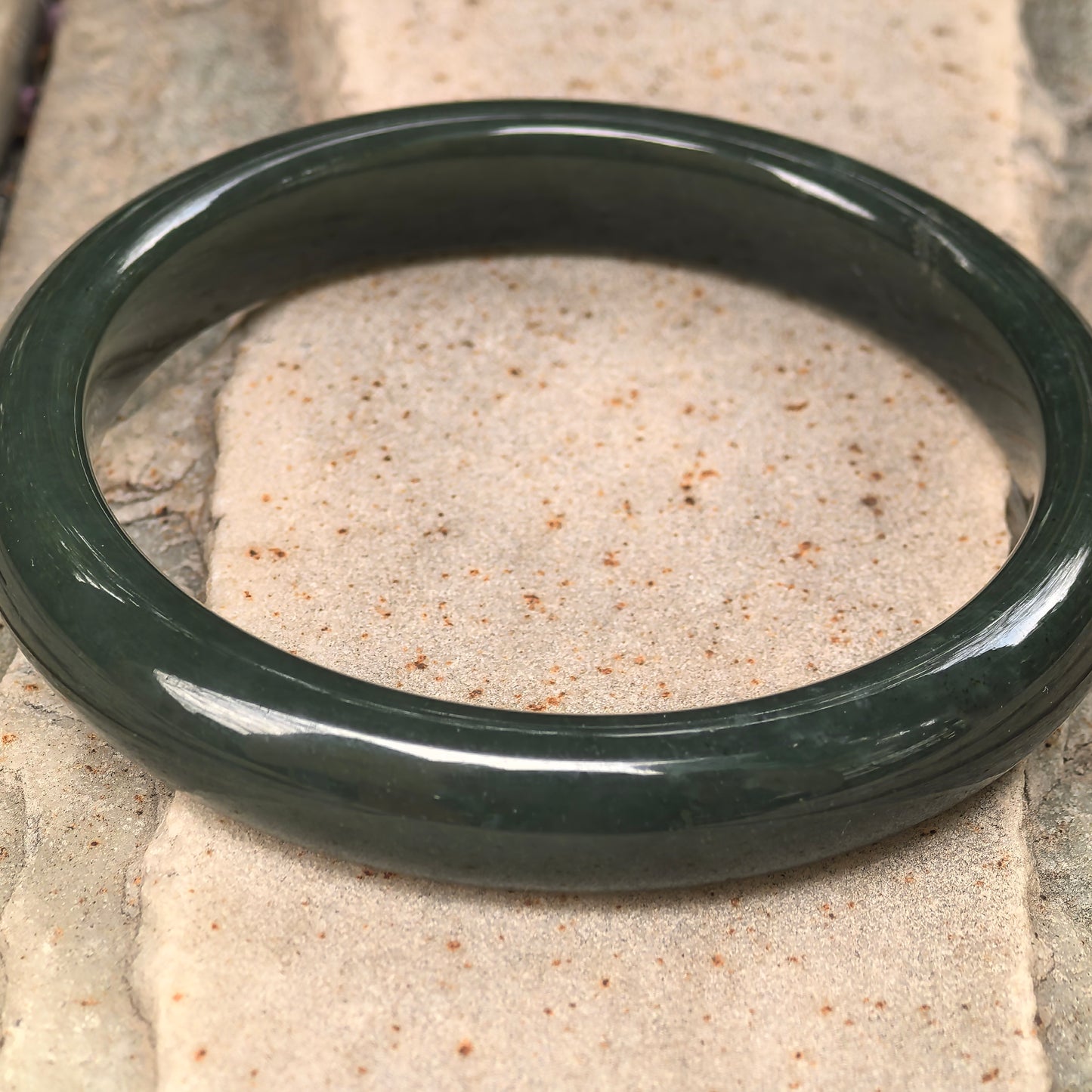 Natural Nephrite Deep Dark Green D-Shape Bangle · Hetian Jade