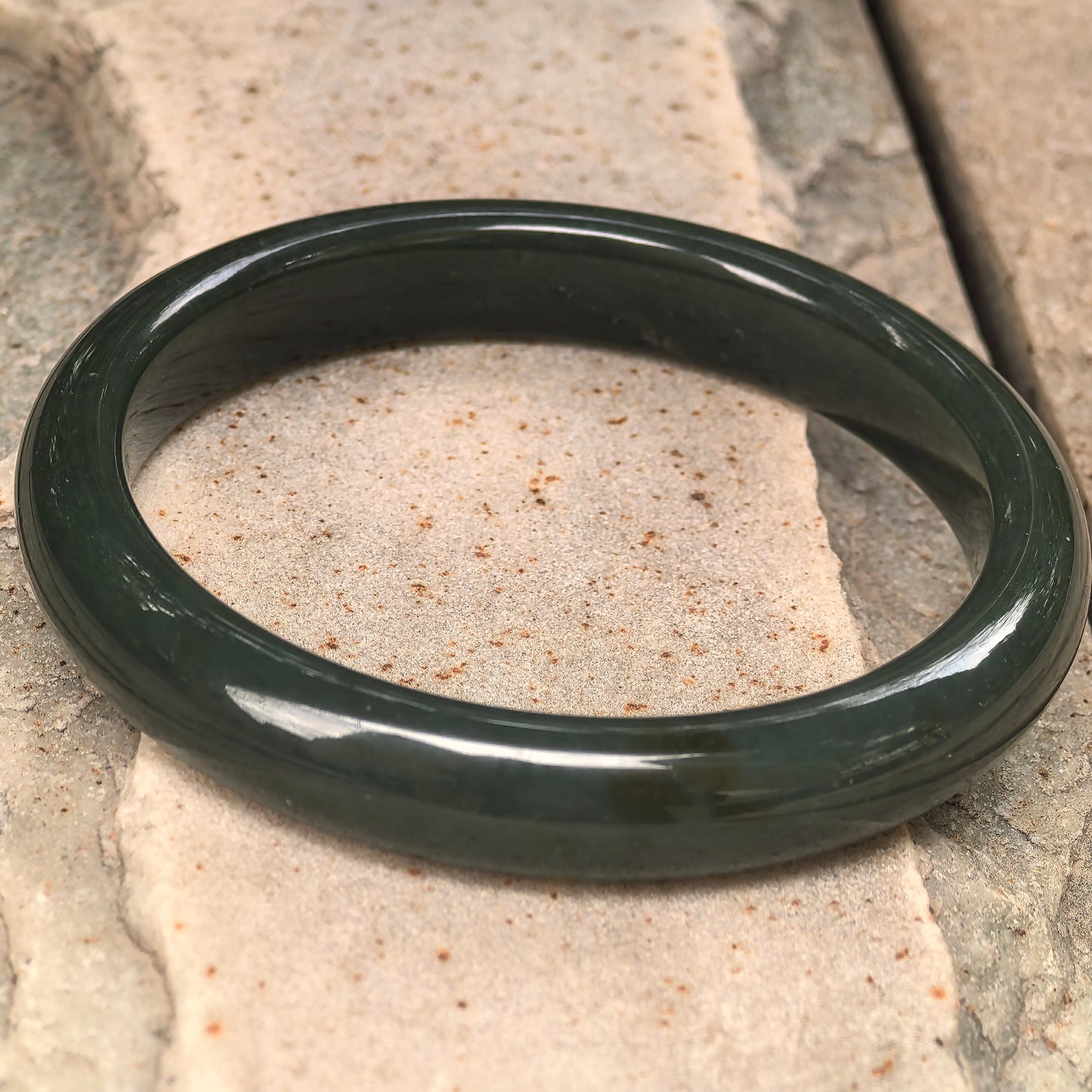 Natural Nephrite Deep Dark Green D-Shape Bangle · Hetian Jade