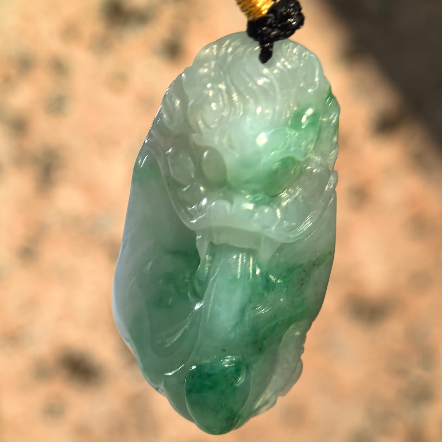 Natural Grade-A Jadeite Glutinous White-and-Green Dragon Head Pendant · Burmese Jade