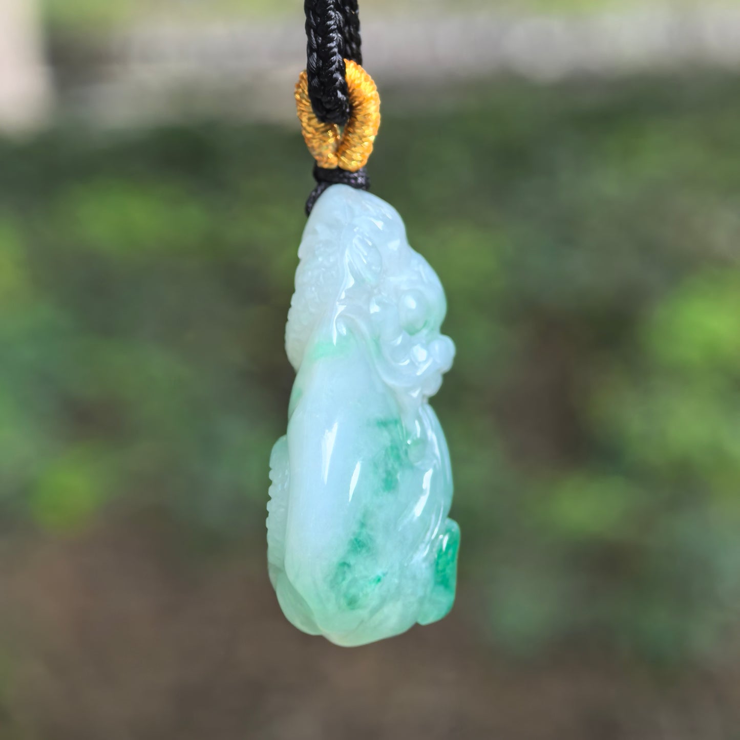 Natural Grade-A Jadeite Glutinous White-and-Green Dragon Head Pendant · Burmese Jade