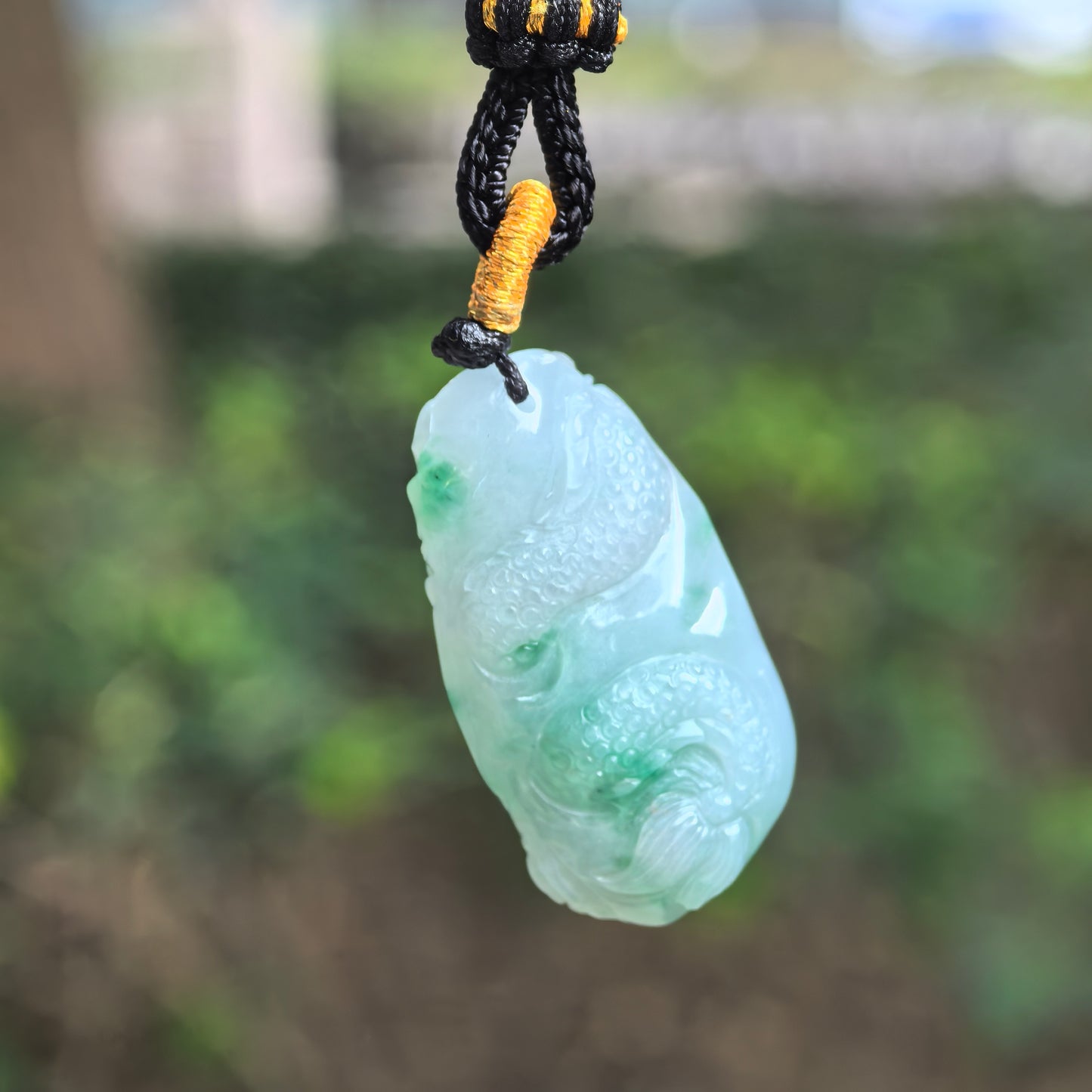Natural Grade-A Jadeite Glutinous White-and-Green Dragon Head Pendant · Burmese Jade
