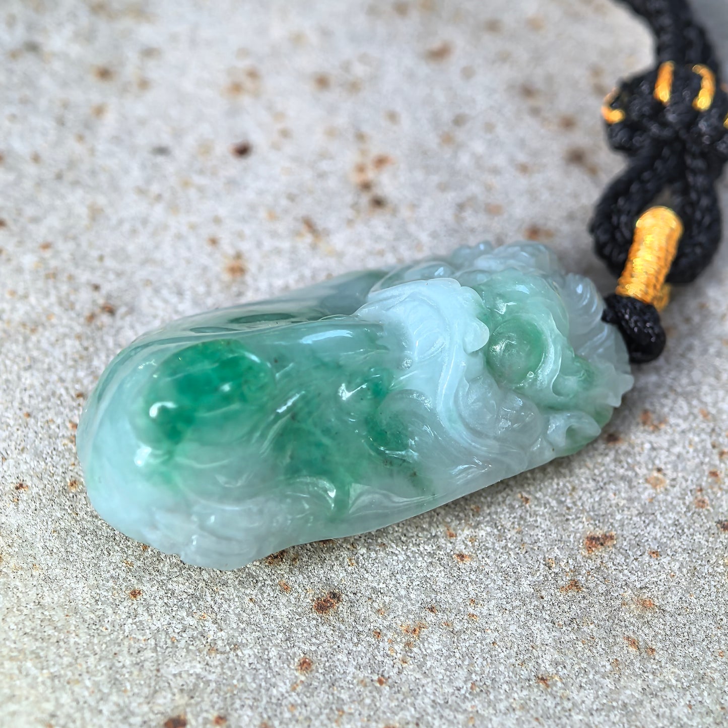 Natural Grade-A Jadeite Glutinous White-and-Green Dragon Head Pendant · Burmese Jade