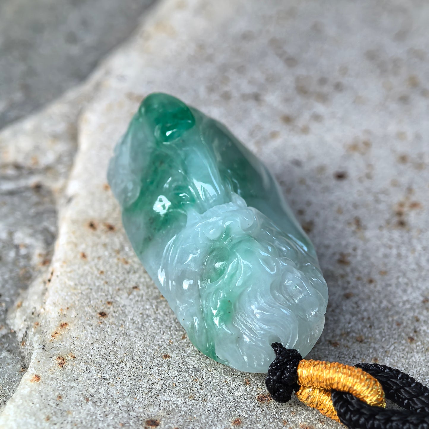 Natural Grade-A Jadeite Glutinous White-and-Green Dragon Head Pendant · Burmese Jade