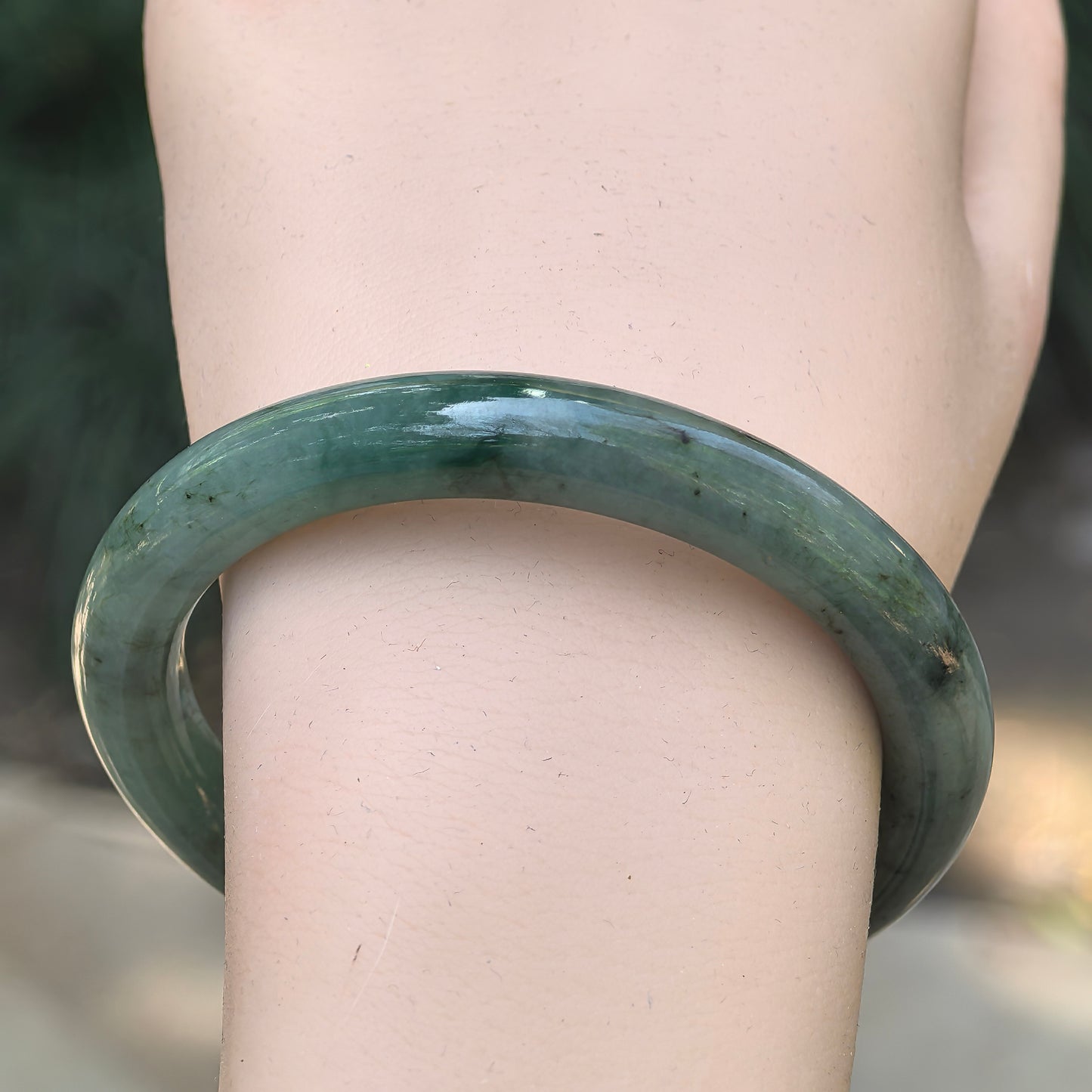 Natural Grade-A Jadeite Deep Oil Green Round Bangle · Burmese Jade 54mm