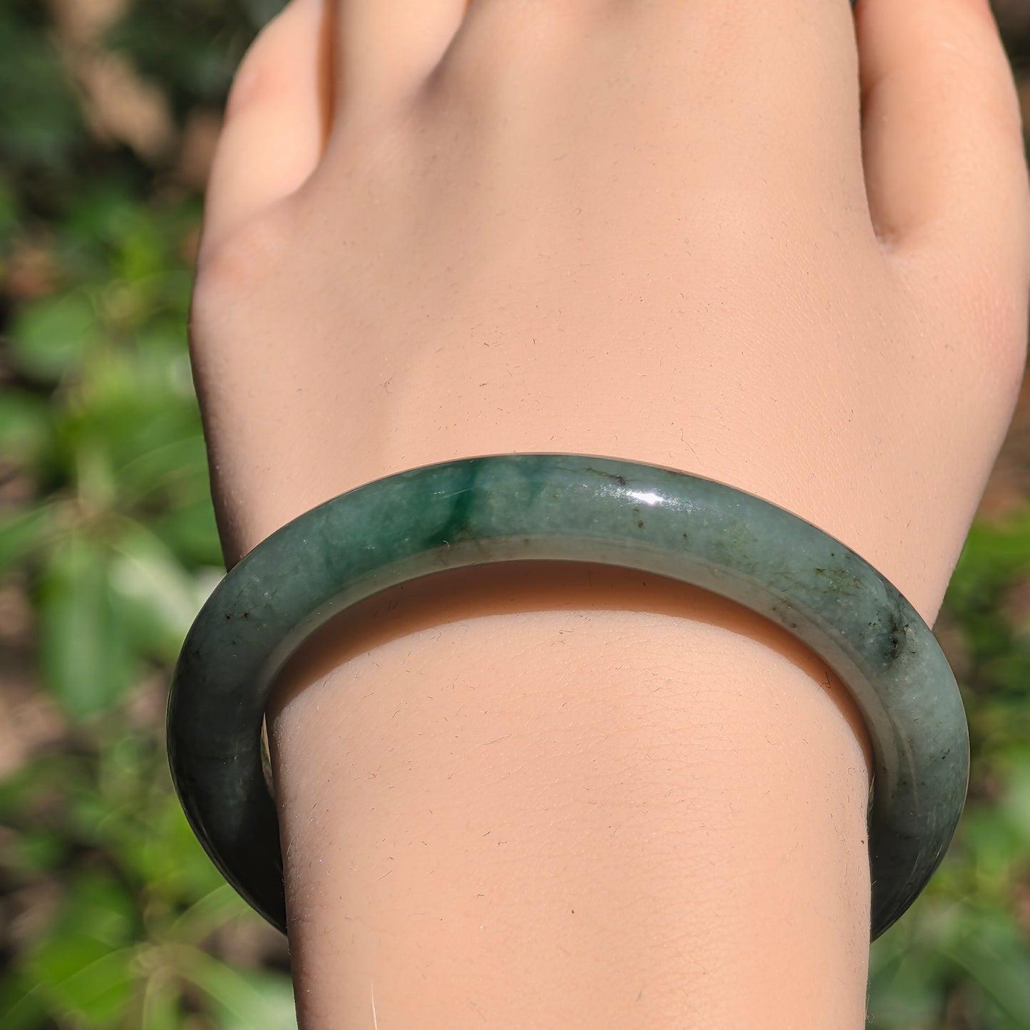 Natural Grade-A Jadeite Deep Oil Green Round Bangle · Burmese Jade 54mm
