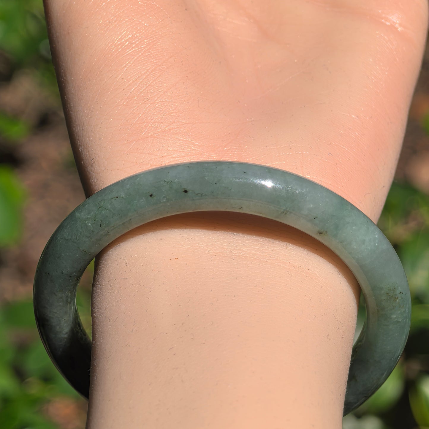 Natural Grade-A Jadeite Deep Oil Green Round Bangle · Burmese Jade 54mm